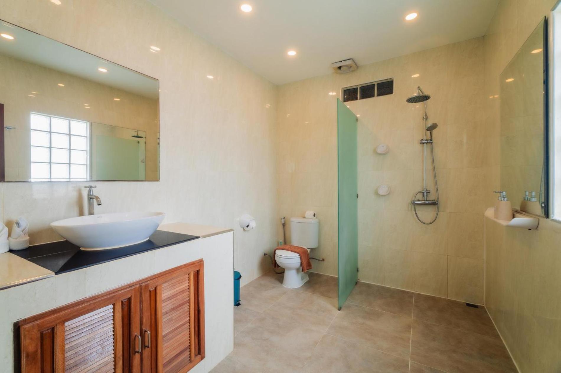 Jasmine Pool Villa In Nai Harn Rawai Bagian luar foto