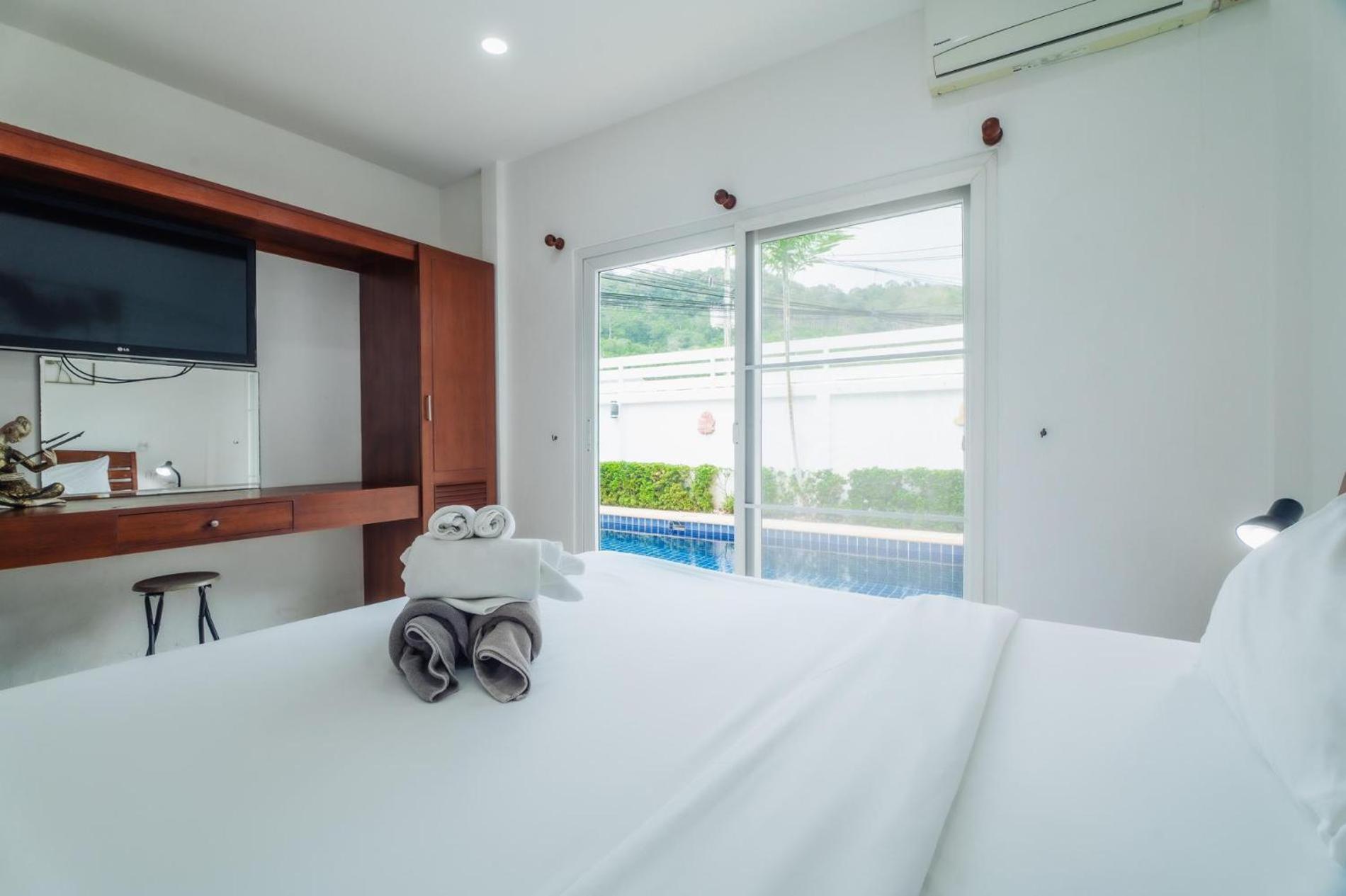 Jasmine Pool Villa In Nai Harn Rawai Bagian luar foto